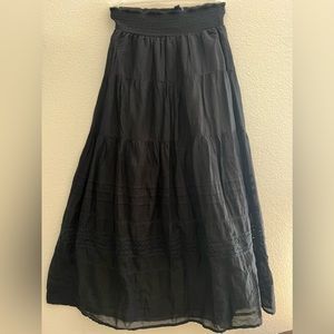 Guess ruffled skirt